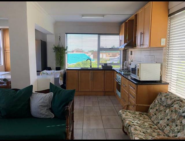 4 BEDROOM HOUSE FOR SALE IN DE KELDERS